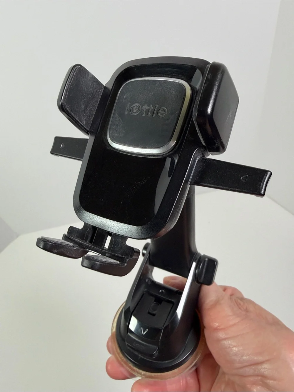 iOttie Universal Car Mount Holder Adjustable Smartphone Dash Windshield Phone